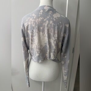 Cotton Citizen Gray and Cream Tie-Dye Crop Top